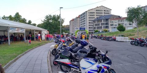 Concentración de motos en A Valenzá
