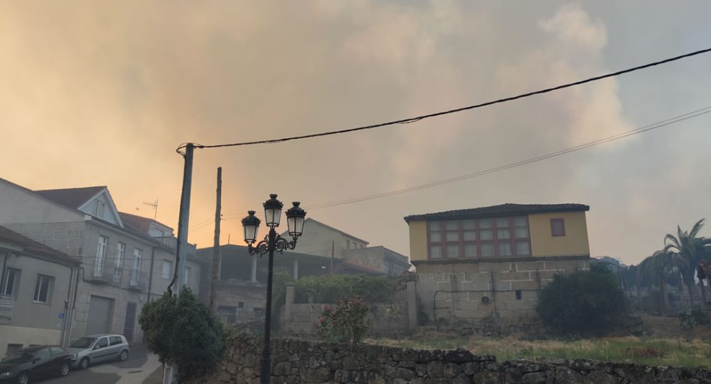Moreiras bajo el humo