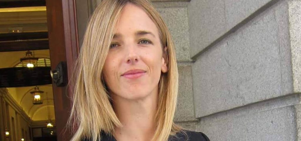 Cayetana Álvarez de Toledo se queda sin su puesto como portavoz del PP en el Parlamento 1 Cayetana Álvarez de Toledo