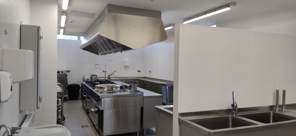Visitamos la Residencia de Discapacidad Nuestra Señora de Los Milagros 11 Cocina
