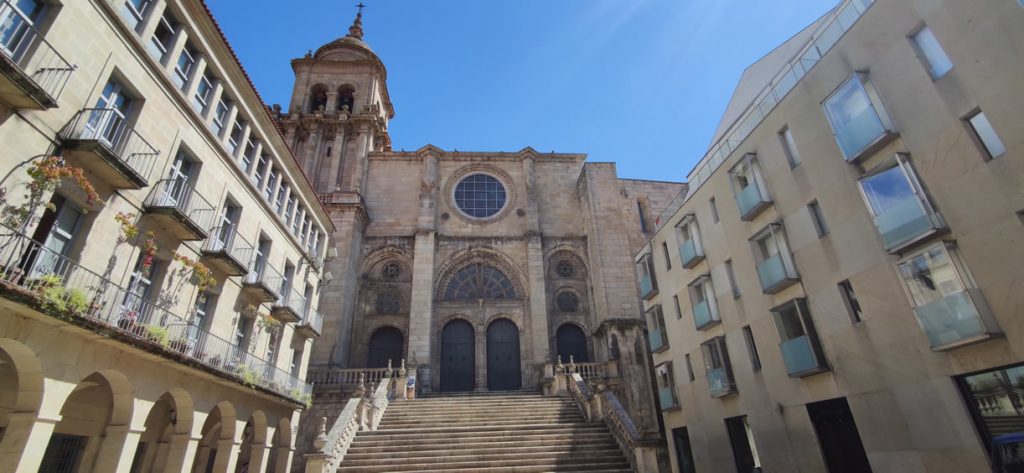 Plaza de San Martiño y Catedral