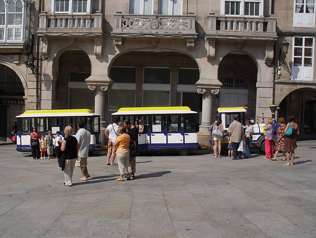 El Tren de las Termas vuelve a funcionar 1 Tren turístico de Ourense