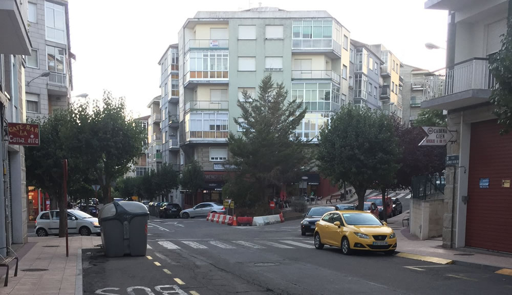 Se inician las obras de acondicionamiento del firme en varias calles de A Carballeira 1 Barrio de A Carballeira