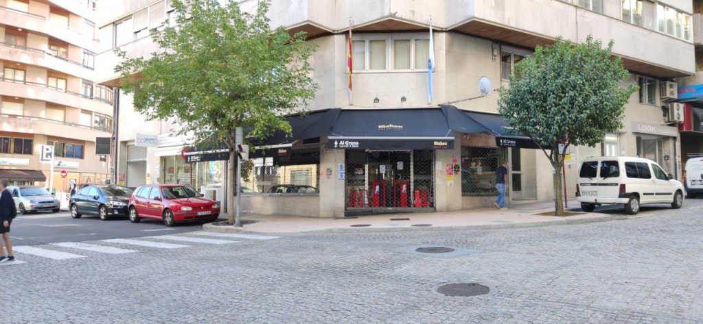 Esquina Bedoya con Ramón Cabanillas