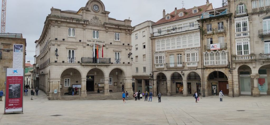 Concello de Ourense y Plaza Mayor
