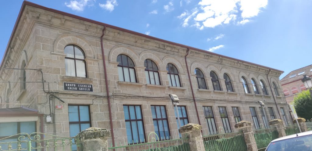 Grupo Escolar Calvo Sotelo de O Carballiño