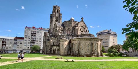 Iglesia de La Veracruz en O Carballiño