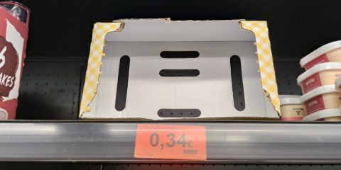 Estantería de supermercado sin levadura