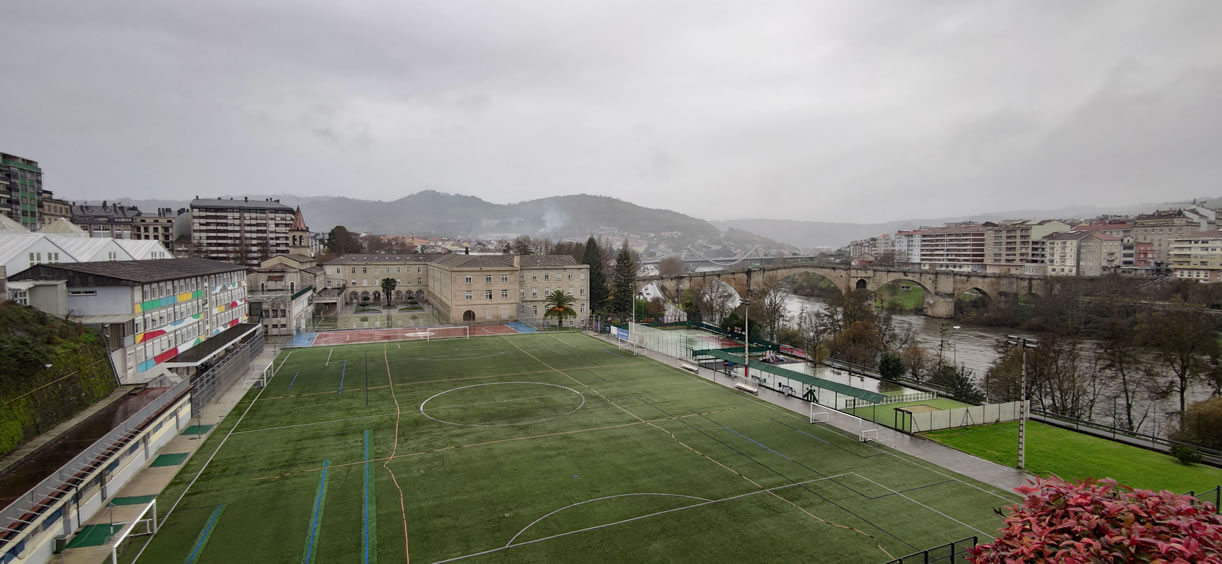 Colegio Salesianos de Ourense y Puente Romano