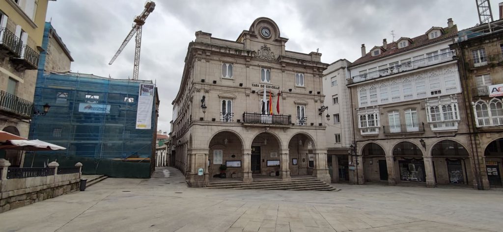 Concello de Ourense y Plaza Mayor