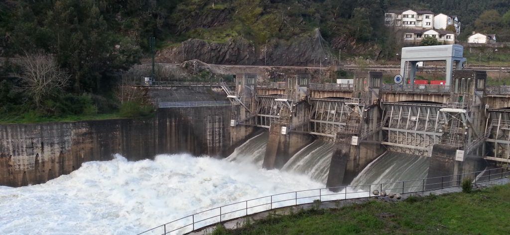 Embalse en río Sil