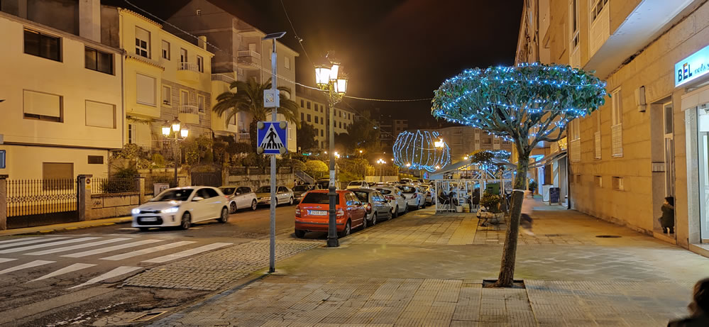 Fotos de la iluminación navideña en A Valenzá 4 Luces en las calles de A Valenzá