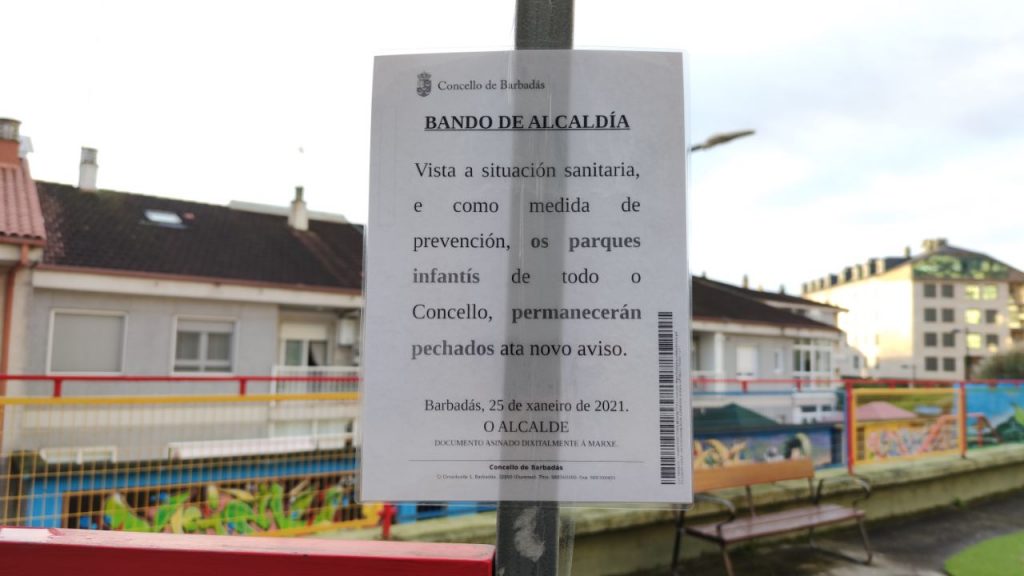 El Concello de Barbadás decide cerrar los parques infantiles 2 Bando del concello de Barbadás