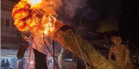 Festa dos Fachos en Castro Caldelas