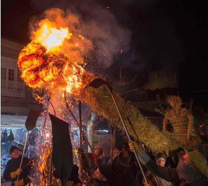 Festa dos Fachos en Castro Caldelas