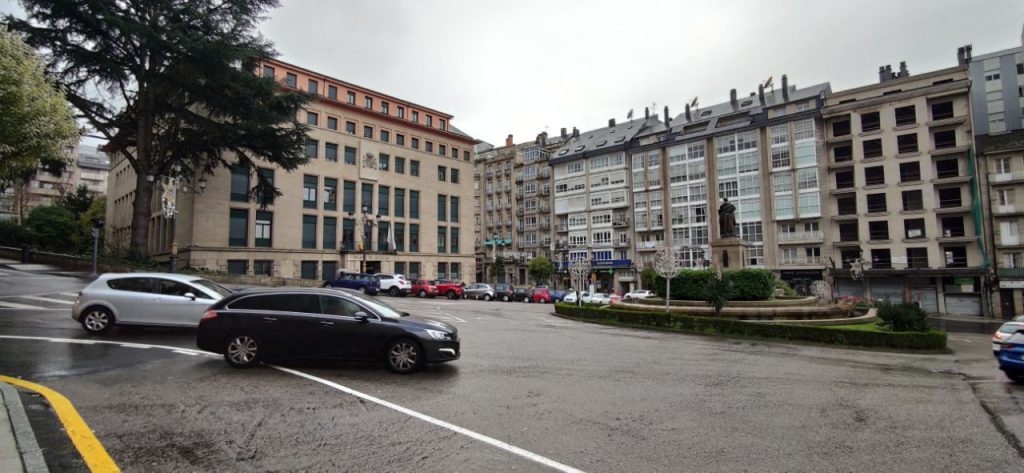 Plaza Concepción Arenal y Palacio de Justicia