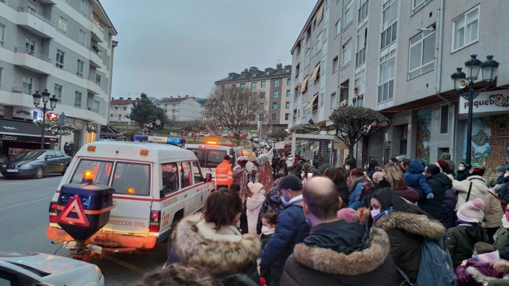 Los Reyes Magos se pasaron por A Valenzá 2 Reyes Magos en A Valenzá