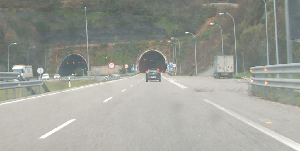 Túnel de O Folgoso en A Cañiza a-52