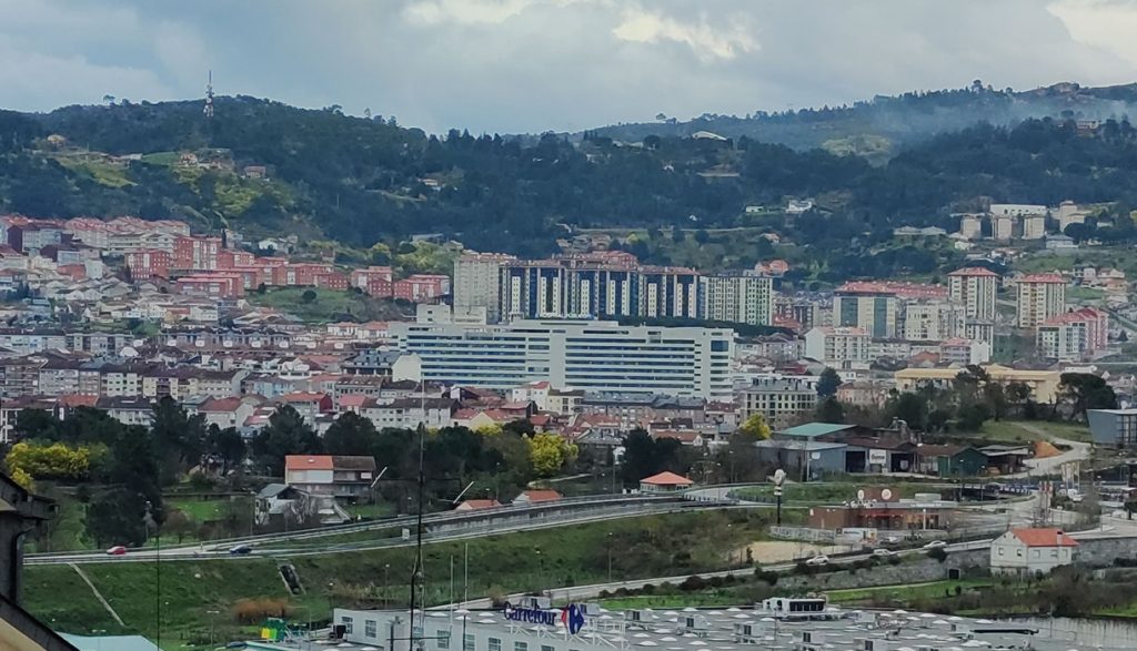 Chuo de Ourense y Barrocás desde Barbadás