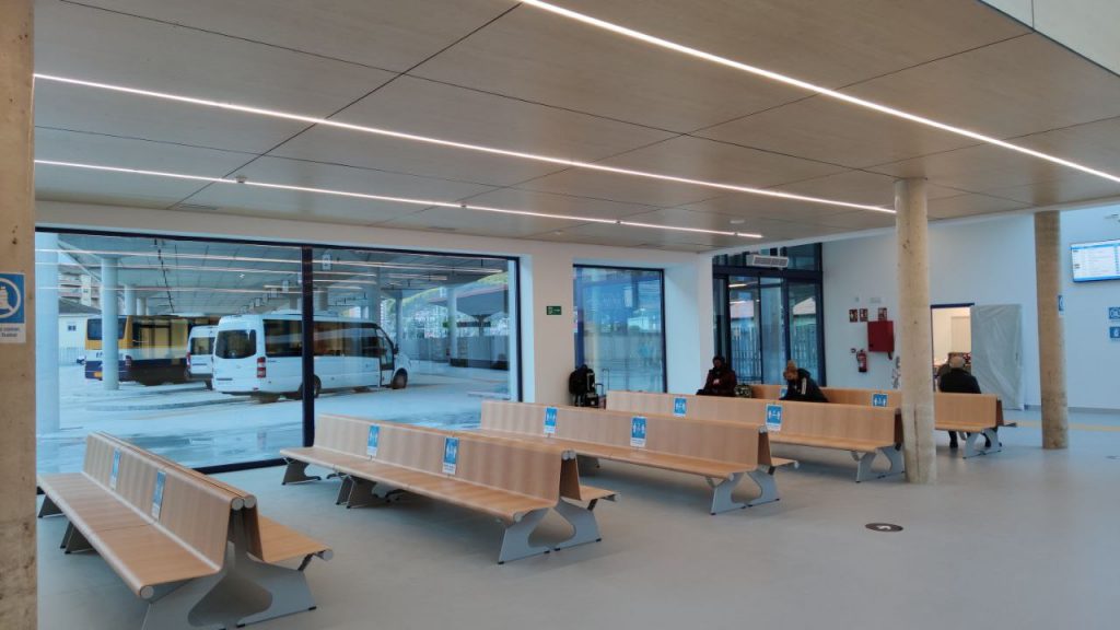 Fotos de la estación de autobuses de Ourense 4 Sala de espera de la estación de autobuses de Ourense