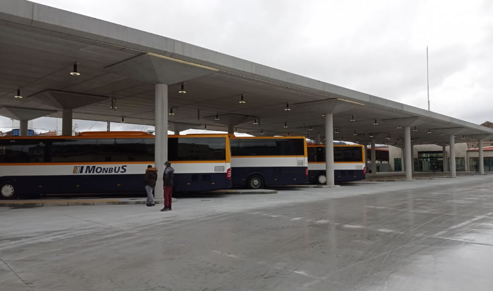 Monbus en la Estación de Autobuses de Ourense