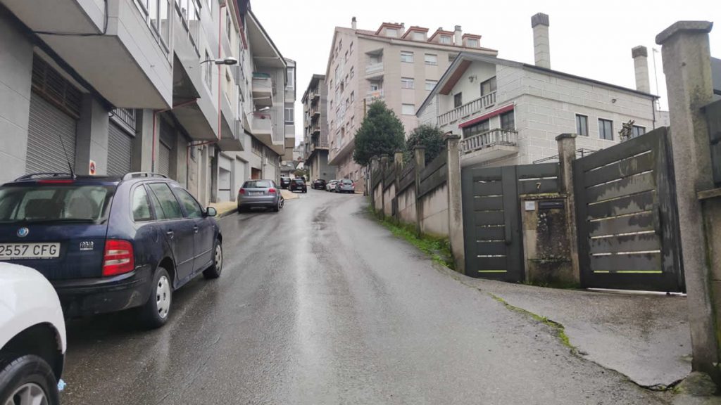Rúa Canella de A Valenzá en Barbadás