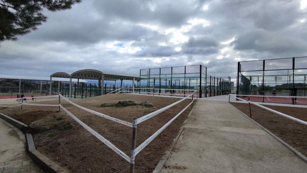 Pistas de tenis y padel en Monterrei