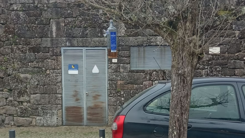 Trampas para las avispas velutinas en Ribadavia 1 Trampas para velutinas