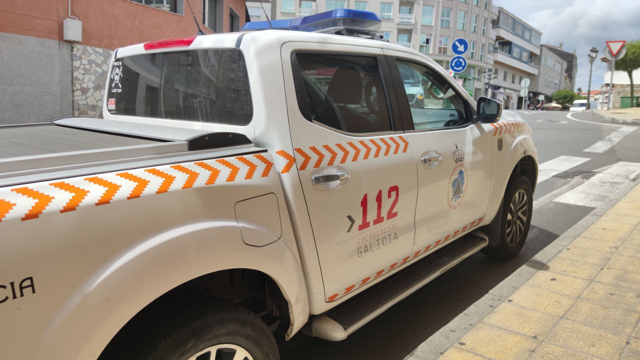 Coche protección civil 112 emergencias
