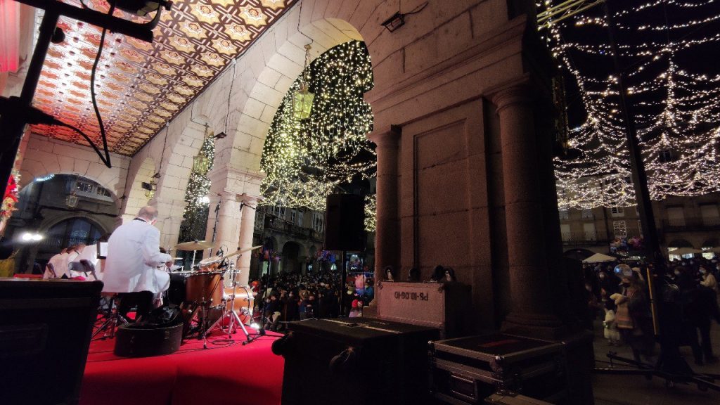 Luces de Navidad en la Plaza Mayor de Ourense
