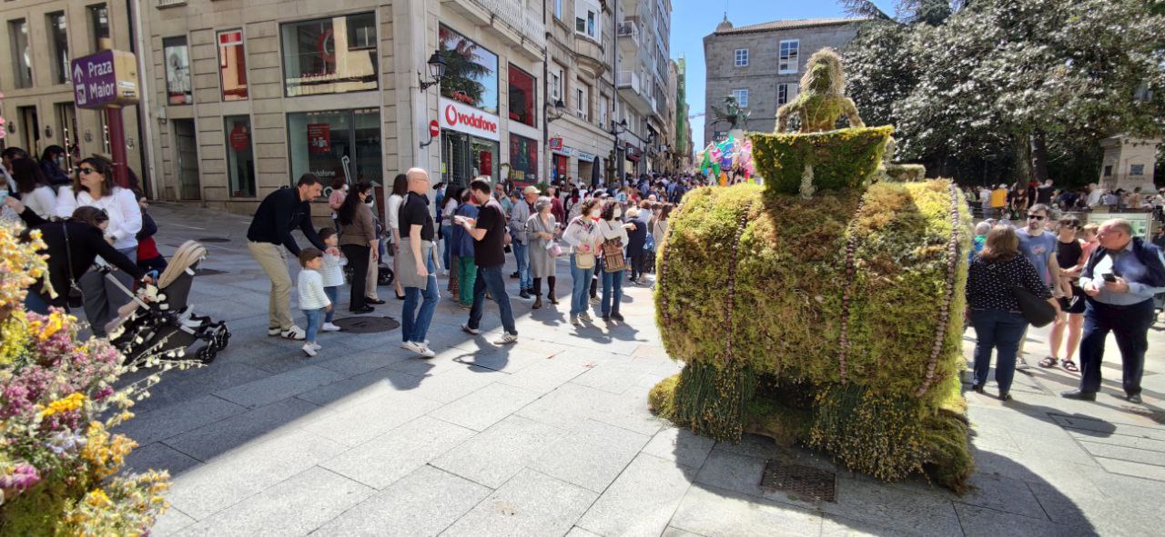 Festa Dos Maios en Ourense 2022 (24)