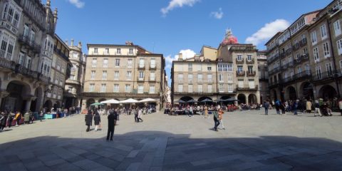 Plaza Mayor de Ourense y terrazas