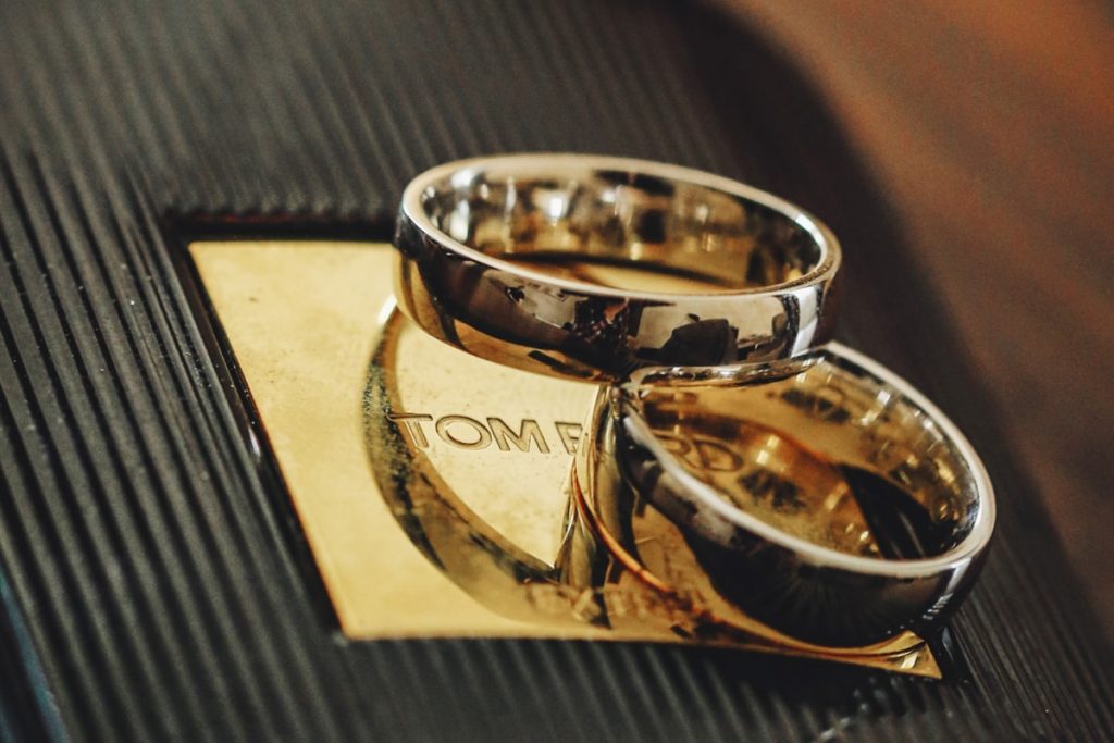 Anillos de oro