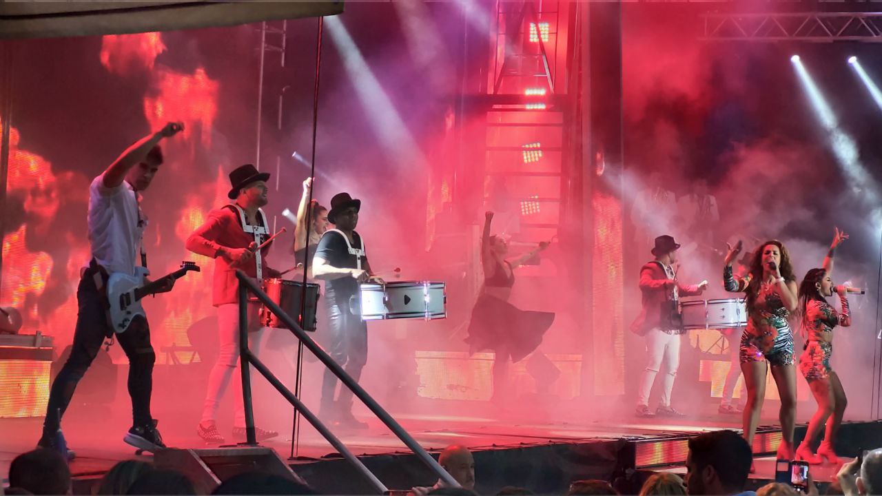Galería de imágenes de la actuación de la Orquesta Olympus en las Fiestas de Ourense 9 Terra Olympus Fiestas de Ourense