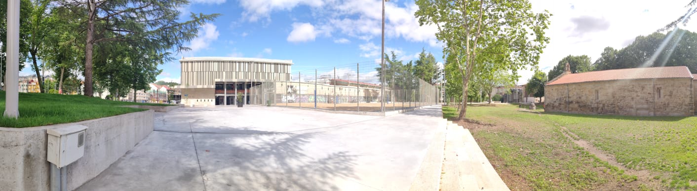 Fotos del exterior del Pabellón de Os Remedios después de la reforma realizada por el Concello de Ourense 1 Vista del Pabellón de Os Remedios