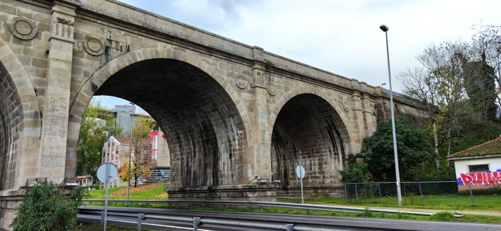Arcos del puente nuevo