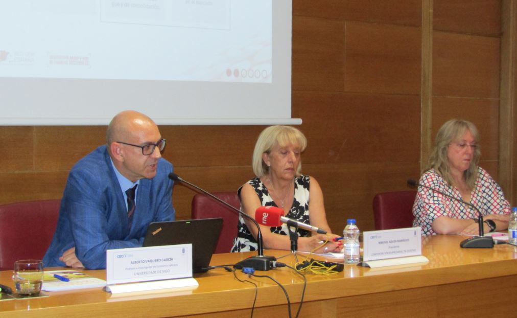 Presentación en la CEO del estudio ‘Emprendimiento rural: situación actual y perspectivas de futuro’ realizado por Alberto Vaquero 1 CEO Ourense