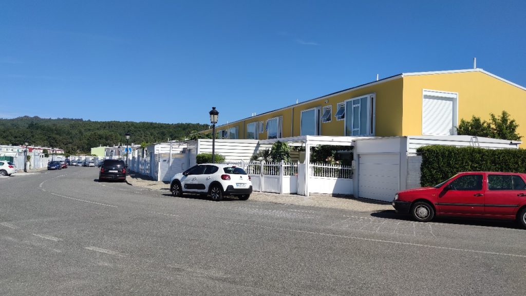 A Veiga de Abaixo O Pereiro urbanización de chalets