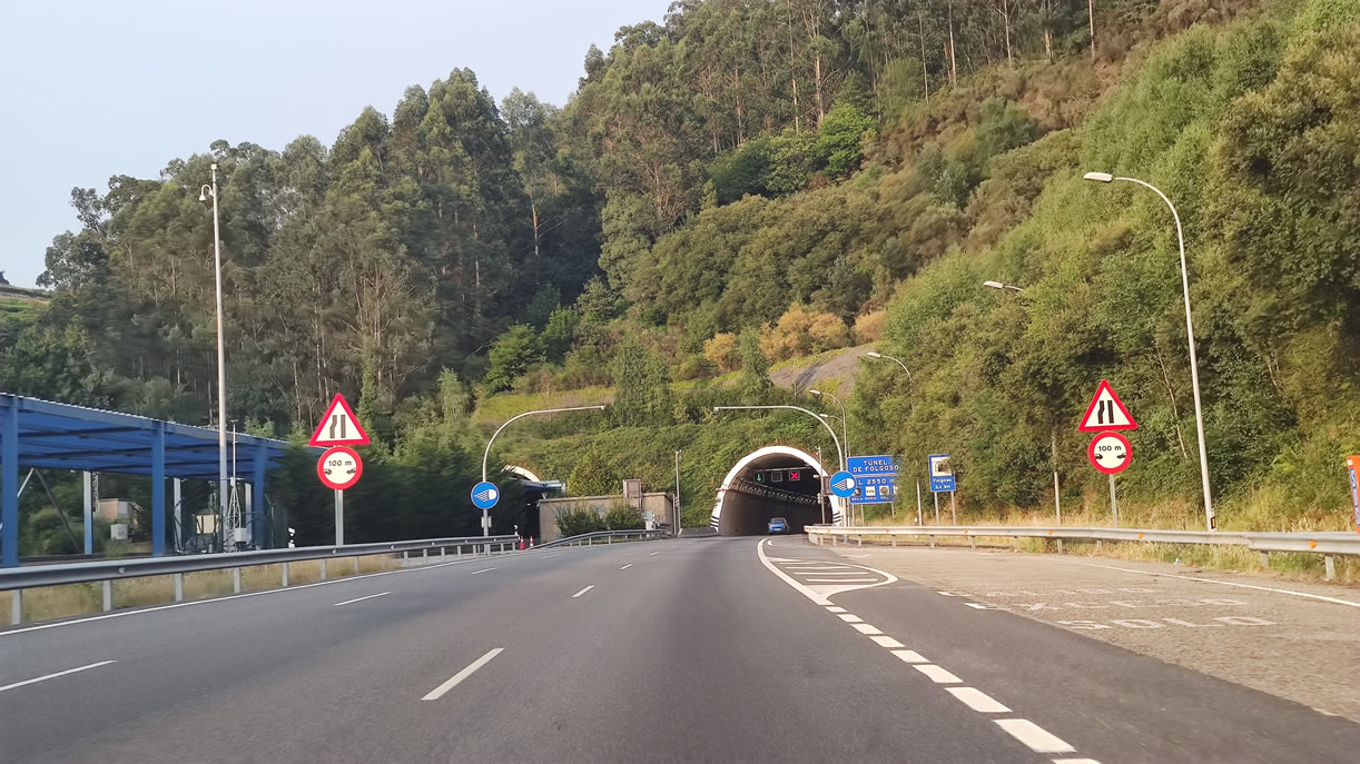 Autovía A-52 túnel Folgoso A Cañiza