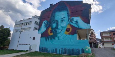 Mural en San Clodio dedicado a la Cereza de Mon Devane
