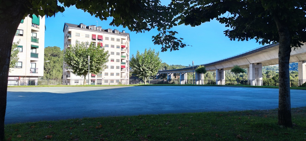 Parque Da Liberdade en A Valenzá Barbadás