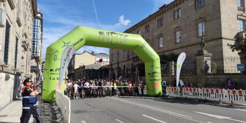 SAlida del Día De la Bici de Ourense 2022