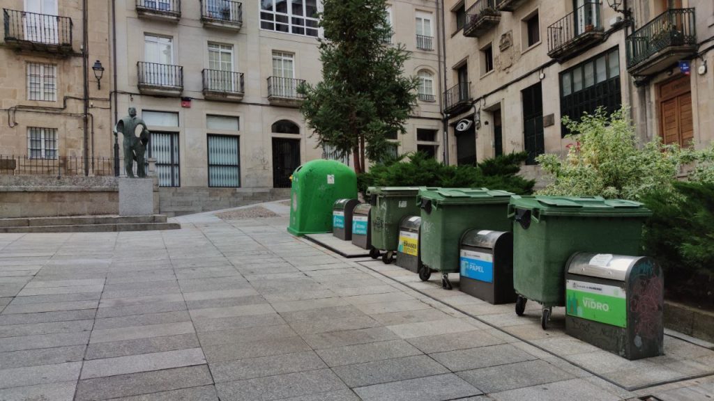 Contenedores de Basura en Casco viejo