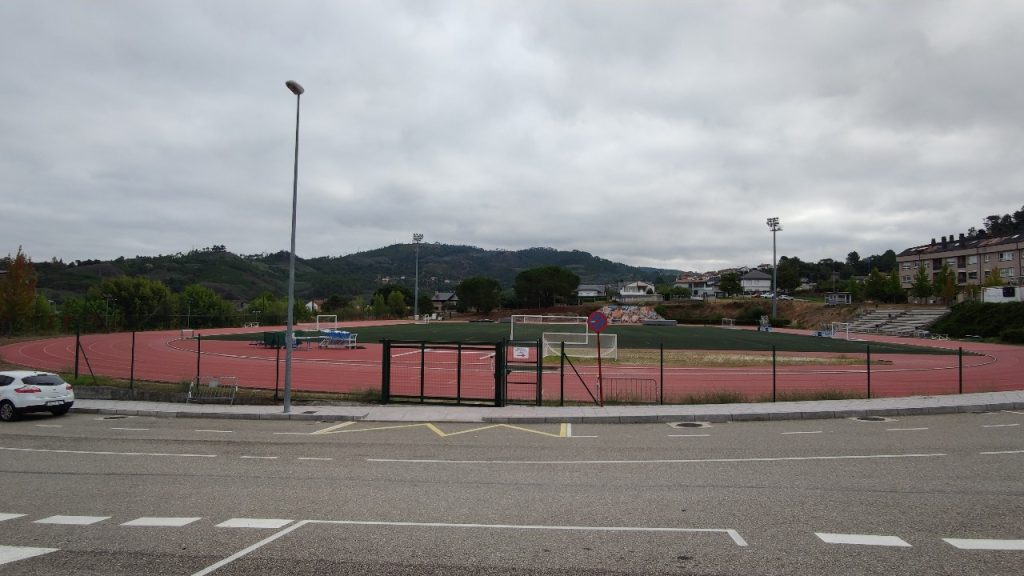 Campo de fútbol y pistas de atletismo de Campus Universitario de Ourense
