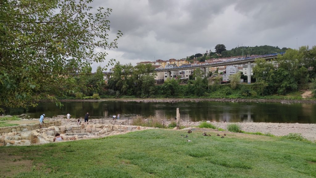 Termas de a Chavasqueira cerrada