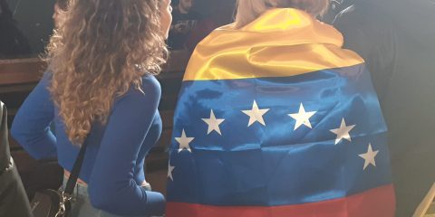 Bandera de Venezuela en la Feria de la Chinita 2022 en Ourense