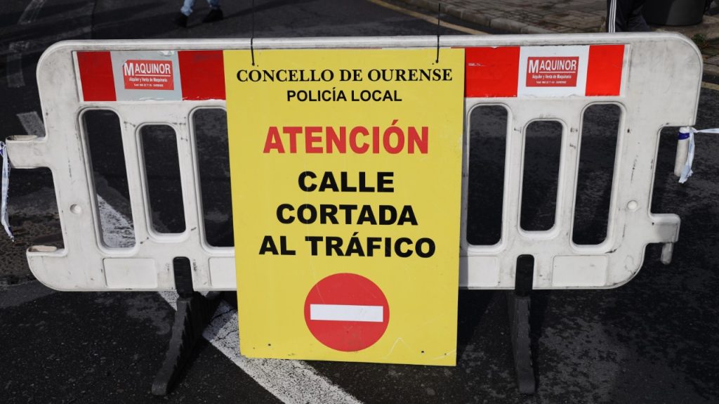 Calle cortada por obras