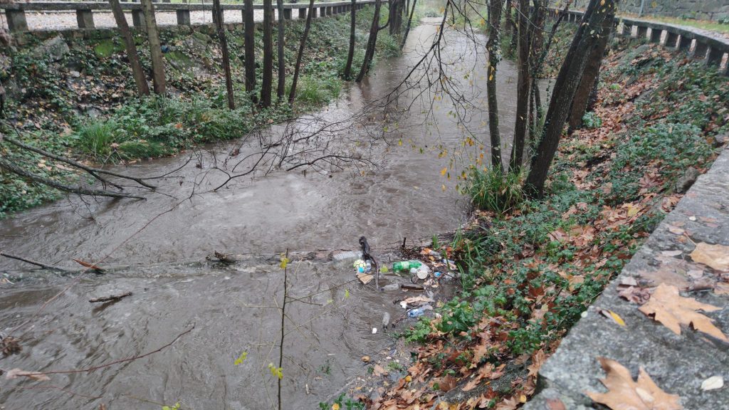 Agua en Río Barbadás
