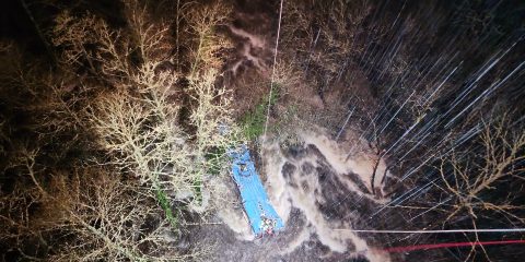 Bus en río Lérez