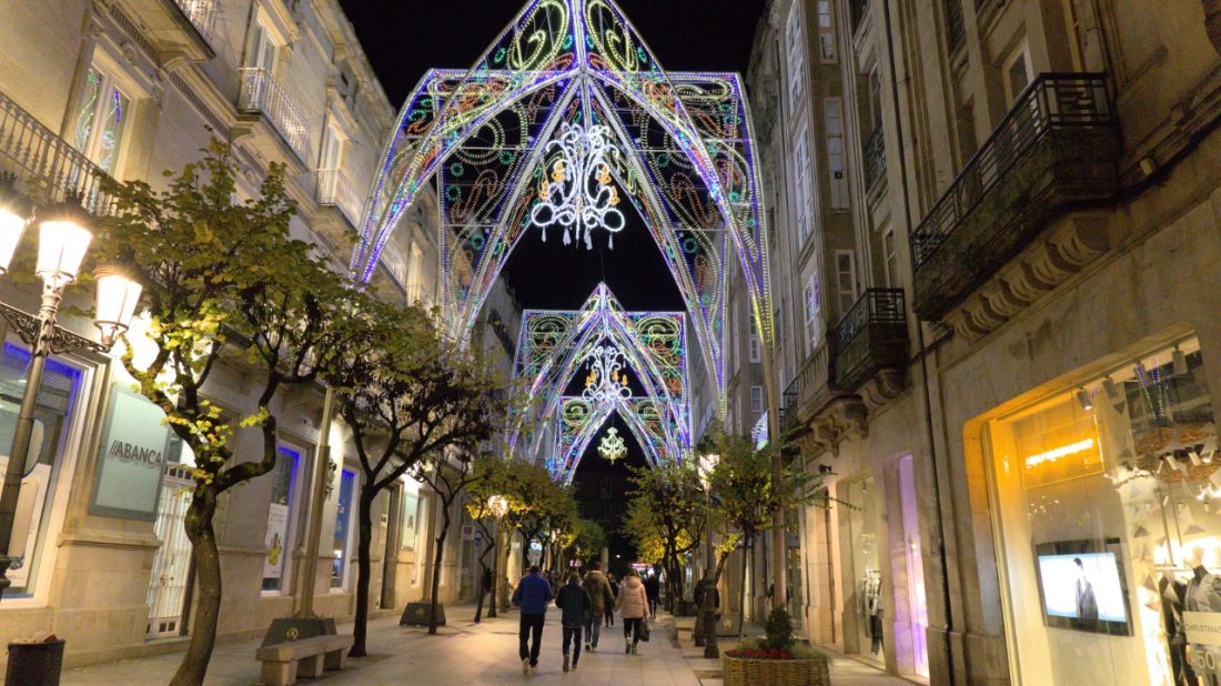 Calle Paseo en Navidad